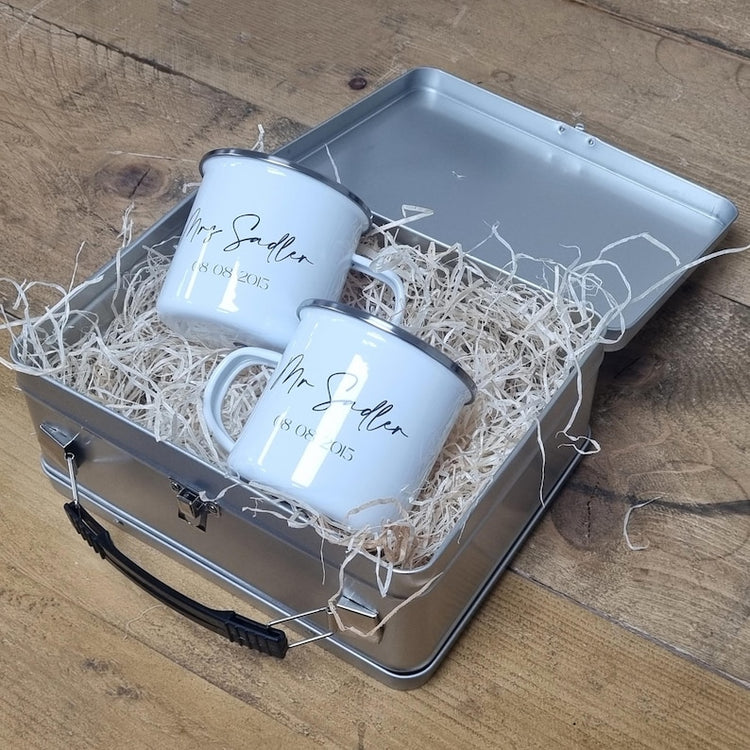 10 Year Anniversary Tin – Personalised Custom Gift for Wedding Couple